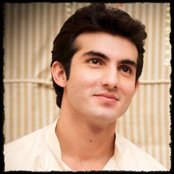 Shehroz Sabzwari Luv Story Begin In Bollywood